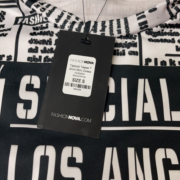 Brand new never been worn size SMALL - Picture 2 of 3